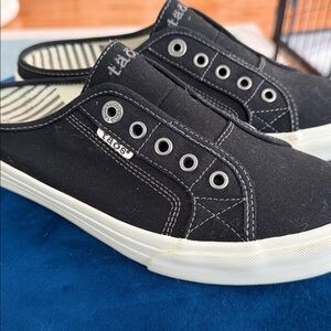 Taos EZ-Soul Slip on Sneakers